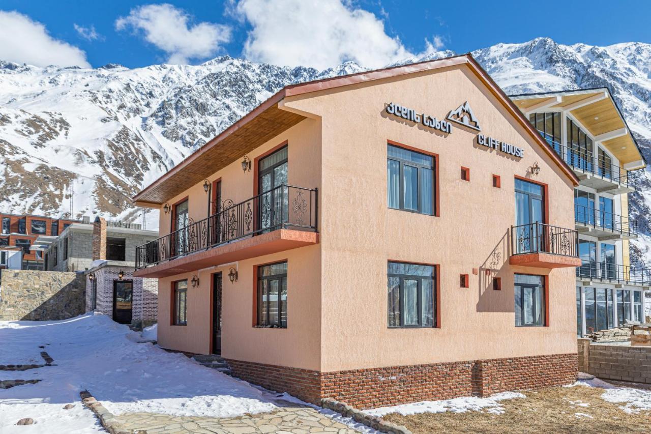 Cliff House Hotel Kazbegi Kültér fotó